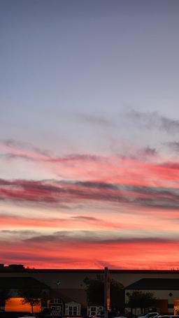 The sky at SFO is beautiful. I wish I could go back.