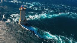 Aerial View of the Kereon Lighthouse (Photo by Jerome Houyvet) [3840x2160]